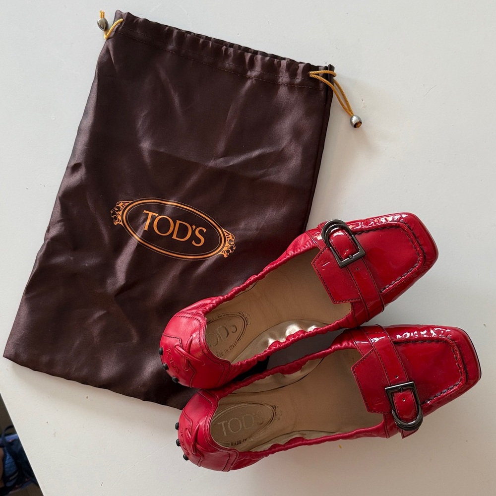 Tods red patent leather tips driving shoes. Size 7.5 - Picture 1 of 4